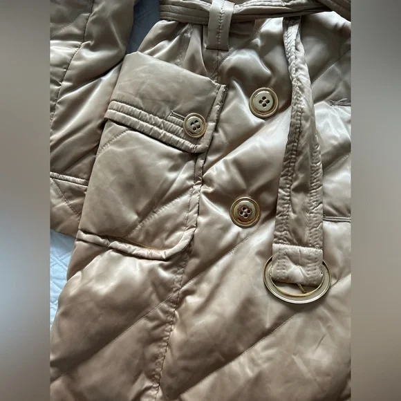 Coat - Picture 3 of 16